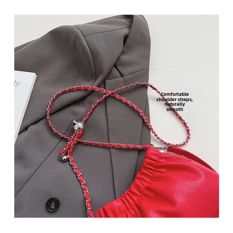 حقيبة كتف من البولي يوريثان بحزام كتف مزدوج مع إبزيم مغناطيسي بتصميم مفتوح بلون سادة وبسيط وحقيبة ساعي البريد ذات ثنيات #6