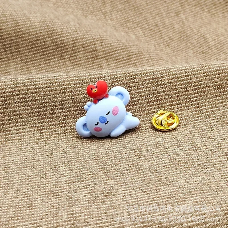 เข็มกลัด lencana pin ปกเคลือบลายการ์ตูนน่ารักสำหรับเป้เสื้อผ้ายีนส์ตกแต่งป้ายอะนิเมะเครื่องประดับสำหรับเป็นของขวัญให้เพื่อน