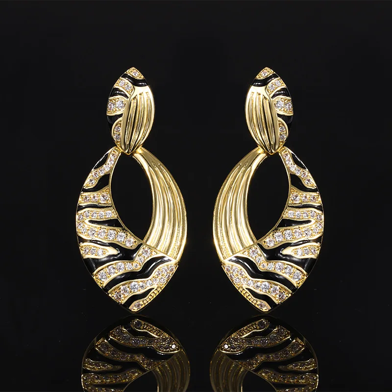 Jewelry hot-selling in Europe and America, micro-inlaid, stylish and unique gold sets, wholesale