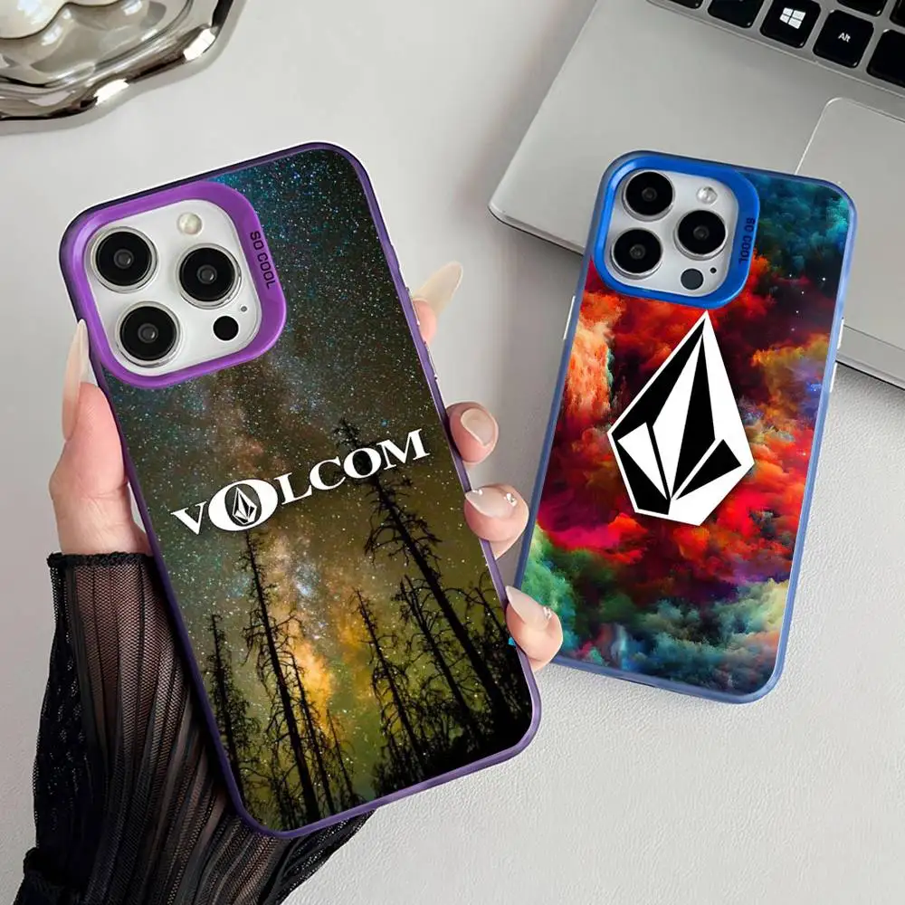 الفاخرة V-VOLCOMES الرياضة نمط جراب هاتف آيفون 17 16 15 14 13 12 برو ماكس زائد متعدد الألوان ماتي الفضة مطلي واقية Cas