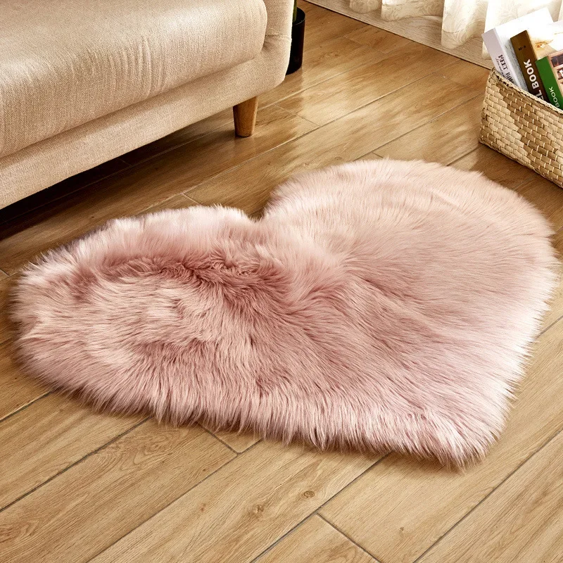 Heart-shaped Fluffy Rug Cushion Bedroom Mat Artificial Wool Hairy Carpet woolen blanket Fur Rugs Office Carpets for Living Room