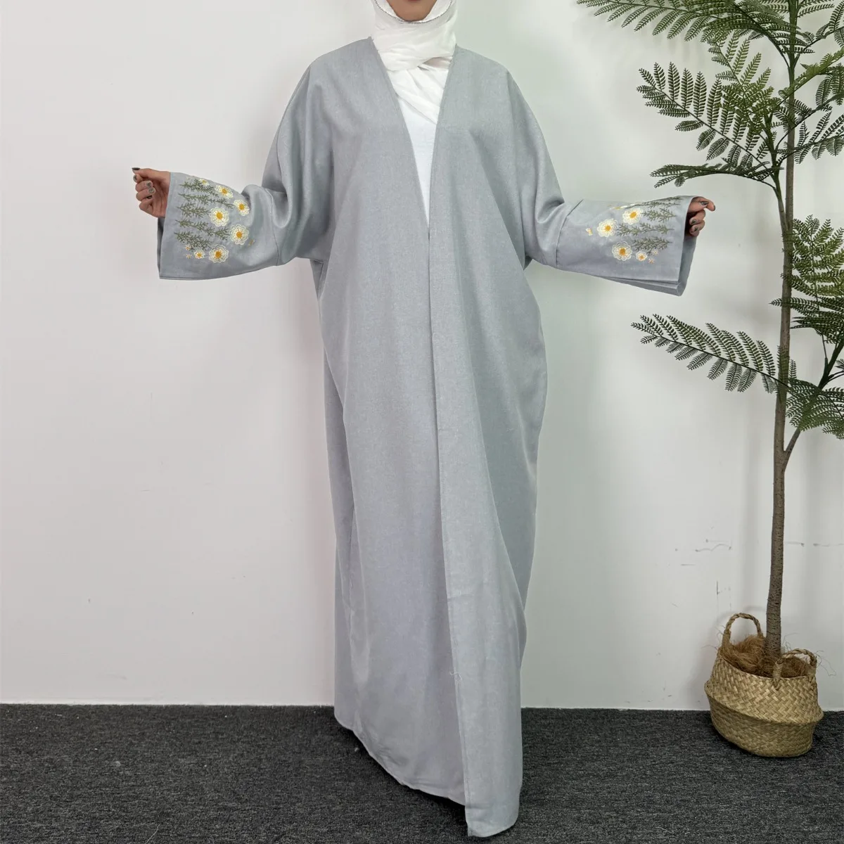 Vorne offen Abaya Stickerei Floral Langarm Maxi Länge muslimische Strickjacke Abayas Out Kaftans Frauen JilbabsDamenbekleidung