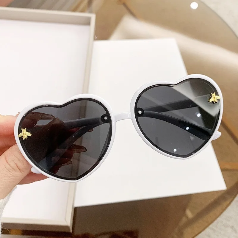Fashion Heart Kids Sunglasses Children Retro Cute Pink Cartoon Sun Glasses Frame Girls Boys Baby Sunglasses UV400 Eyewear image 4