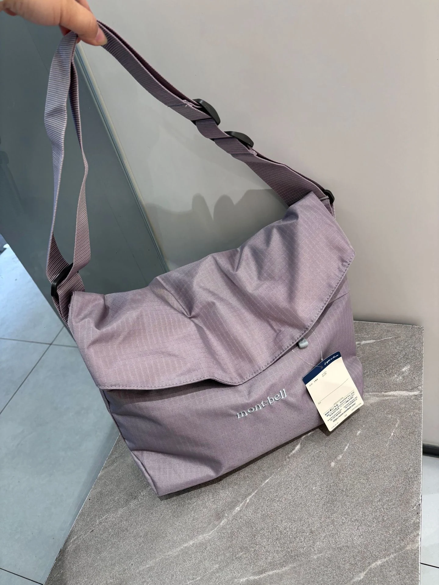 

Minimalist Unisex 14L Foldable Daypack Japanese Style Casual Crossbody Rucksack for Outdoor Travel & Commute