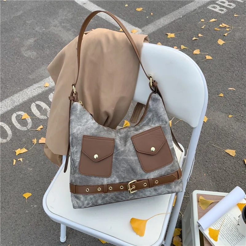 

2025 A/W Sweet & Cool Shoulder Bag, Color Block & Spacious