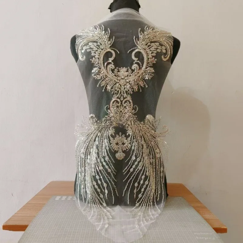 

Новые изысканные роскошные кружевные наклейки с бисерной вышивкой, сетчатая ткань, ручная работа, для самостоятельного изготовления одежды, свадебных платьев, украшения юбок и аксессуаров