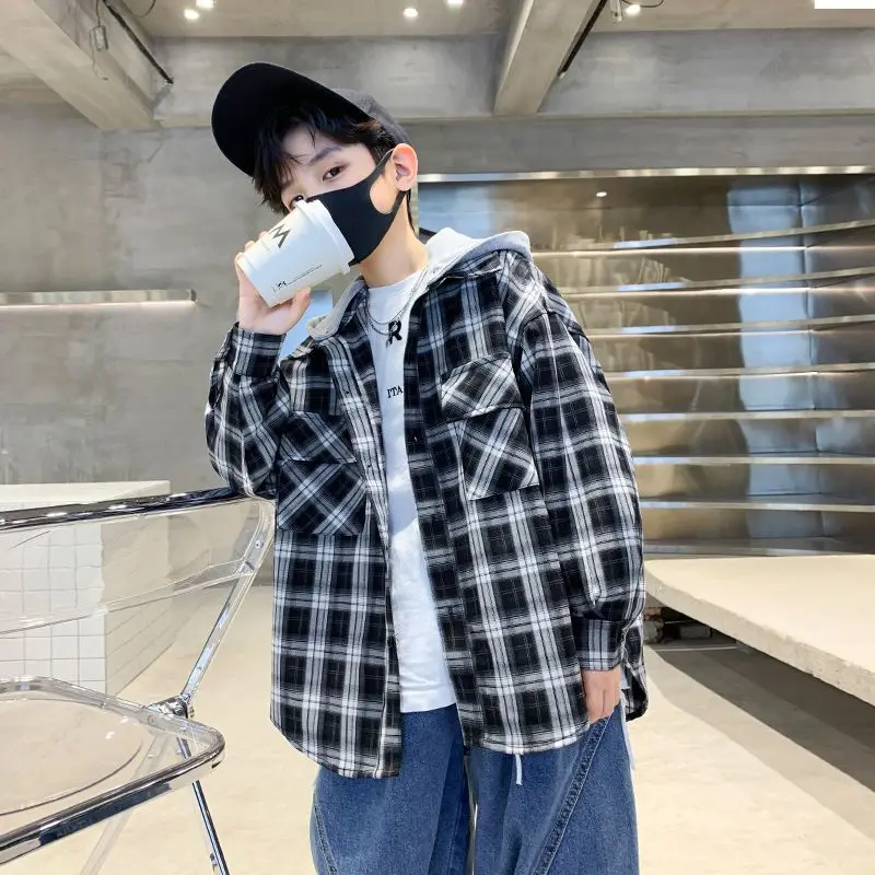 

2025 Autumn Boys' Loose Plaid Long Sleeve Shirt Big Kids Trendy Versatile Seasonal Jacket