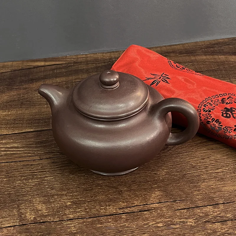 Magic Clay Teapot by J.C Magic Tricks Chinese Classic Purple Clay Teapot Mind Control Water Illusions Stage Close Up Gimmicks