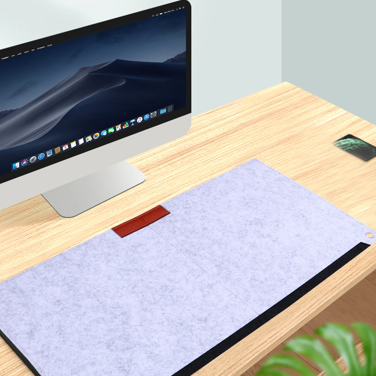 

1Pcs Oversized Felt Mouse Pad Computer Desk Mat Anti-Skid Desktop Mat for Home Office Oversized Mouse Pad