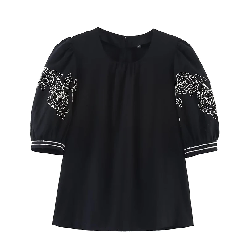 

YENKYE New 2025 Women Round Neck Short Puff Sleeves Embroidery Black Blouse Casual Vintage Summer Tops