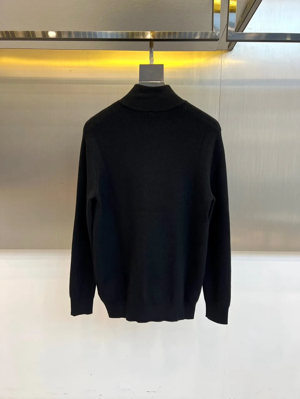 25 new autumn and winter boutique men's half zipper stand up collar sweater with cashmere wool blended yarn for excellent warmth