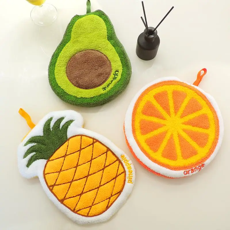 ผ้าเช็ดหน้าลายการ์ตูนผลไม้ ผ้าเช็ดมือแบบแขวน ซึมซับน้ำได้ดี ผ้าขนหนูสำหรับห้องน้ำ ผ้าขนแกะปะการัง หนานุ่ม