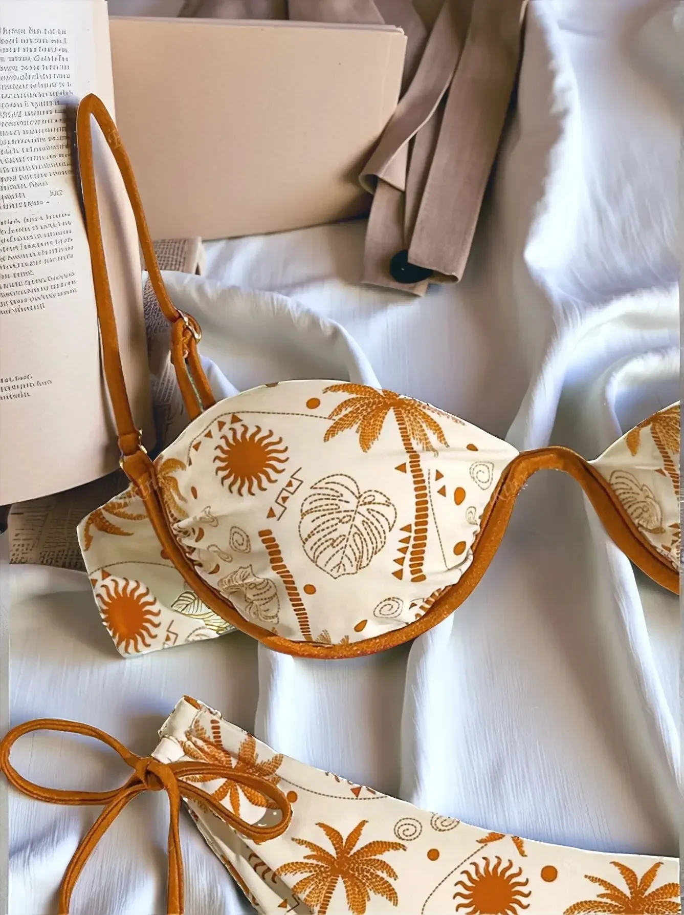 بدلة سباحة بحزام رفع مطبوع، طقم بيكيني مدمج على الصدر للشاطئ مكون من قطعتين للنساء