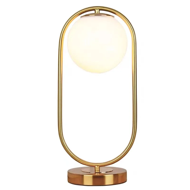 Imagem -03 - Criativo Corpo Nórdico Dourado Candeeiro de Mesa Placa Base de Metal Moderno Minimalista Vidro Fosco Led Lâmpada de Mesa Casa e Hotel Decoração