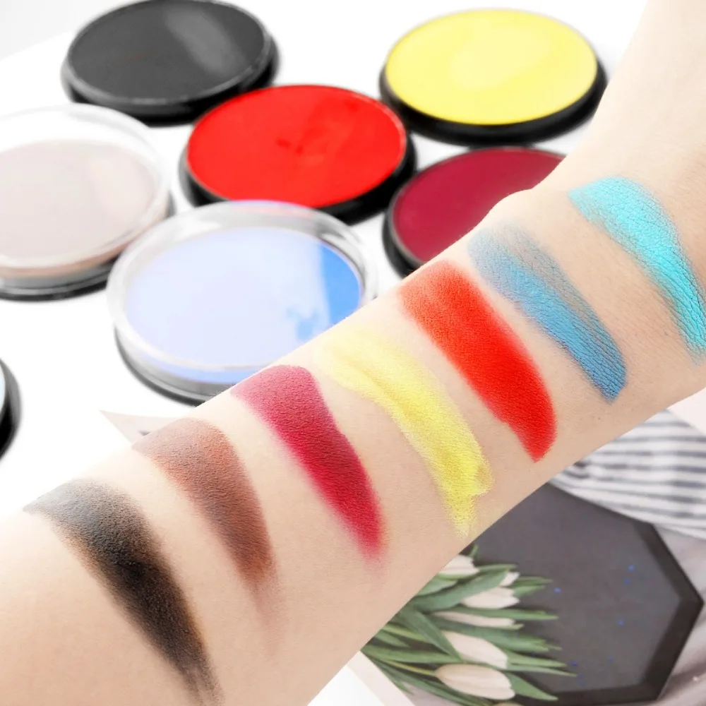 Los pigmentos de pintura corporal solubles en agua se adaptan a la pintura facial y son ideales para el arte corporal de escenario/Navidad.