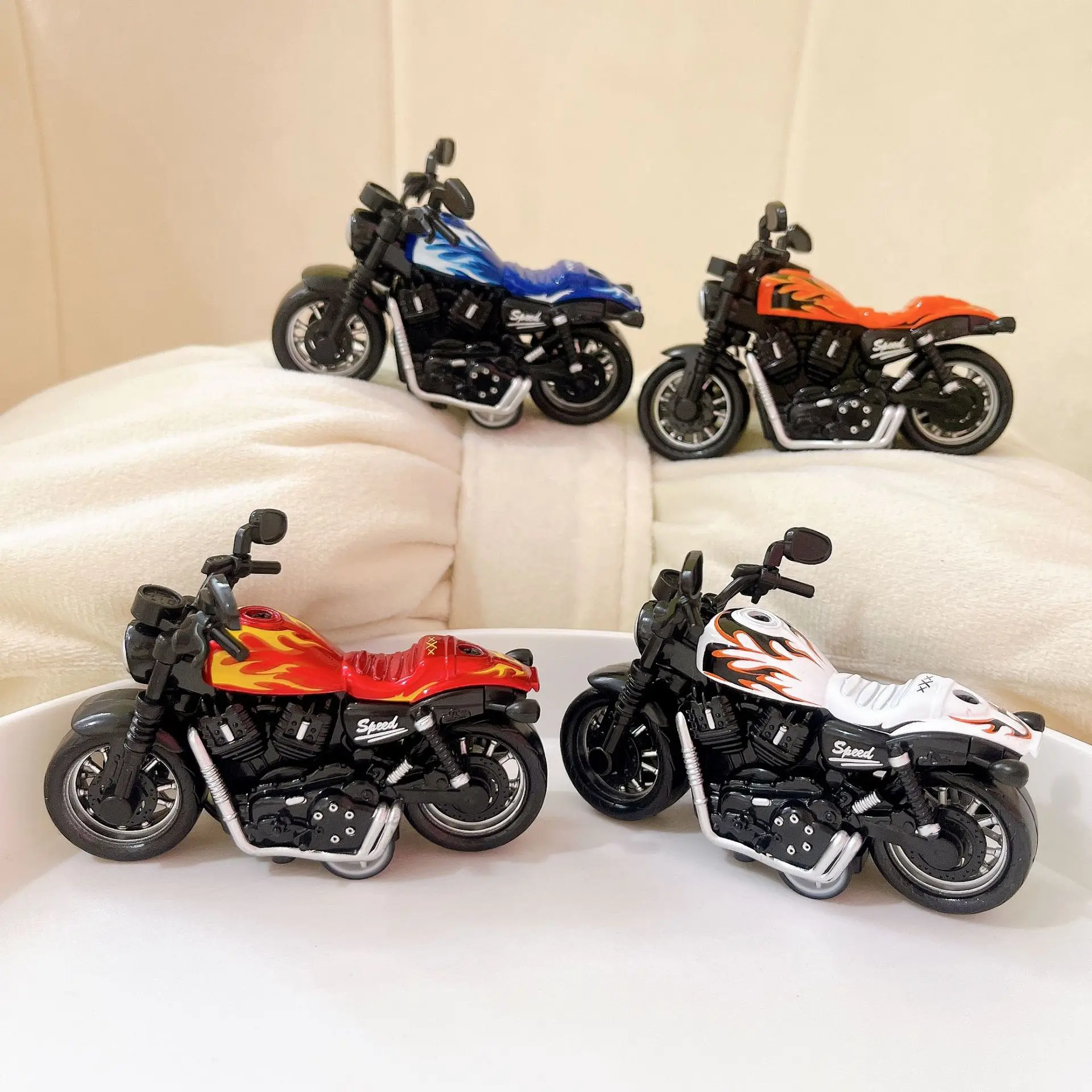 1pc Creative 3D Motorcycle Shaped Car Keychain Purse BagPendant Decoration Accessories Gift For Men