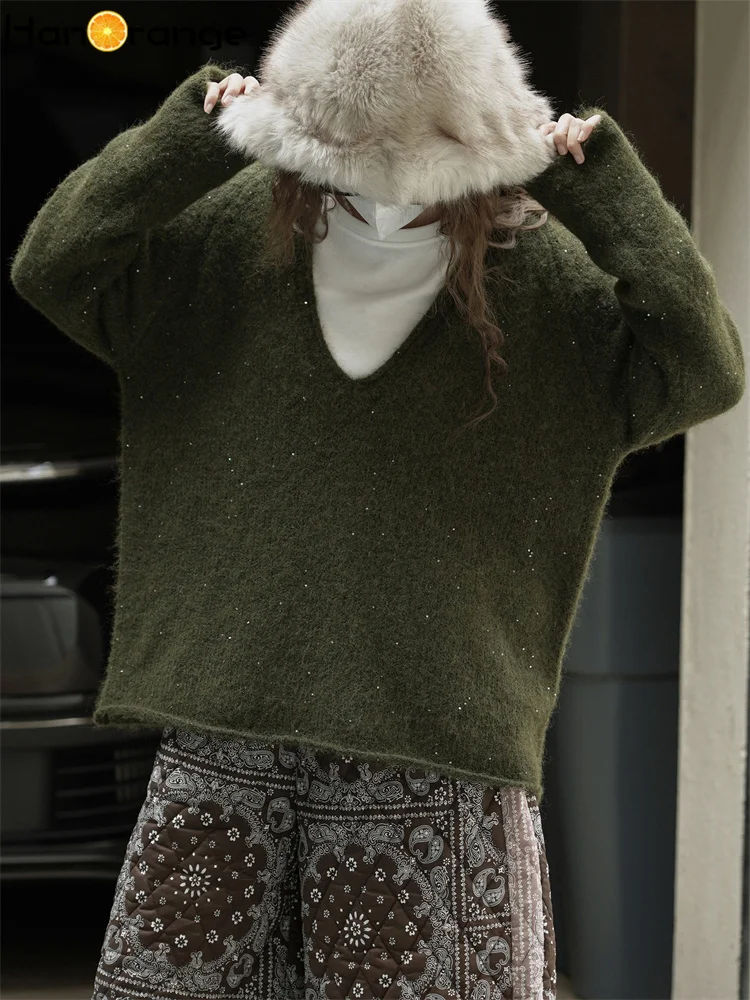 HanOrange 2025 Winter Fashion Laziness Bright Silk Deep V-neck Wool Knitted Sweater Women Loose Casual Top Green