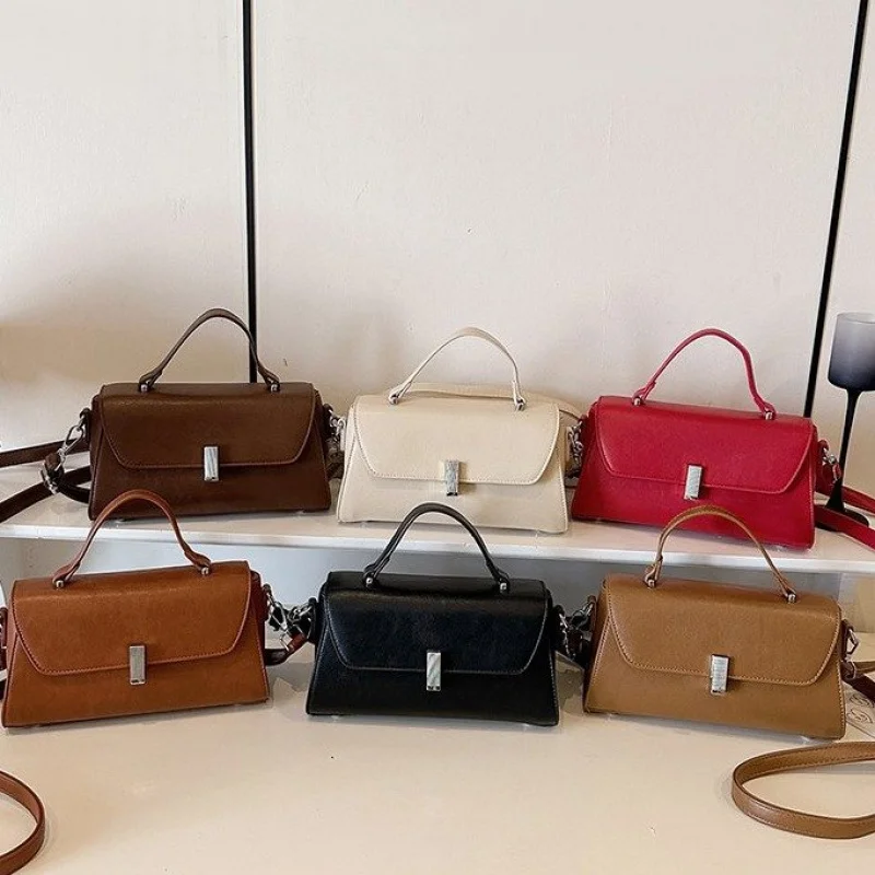 

High-End Women Luxury Tote Bag With Trendy Design Elements And Soft Suede Trim Suitable For Urban Modern Ladies​