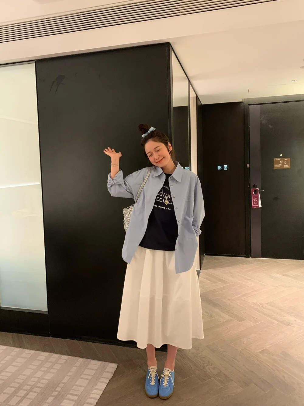 

Женская легкая повседневная куртка Xubeng Spring с воротником-стойкой, свободного кроя, с длинными рукавами, синего цвета, модная