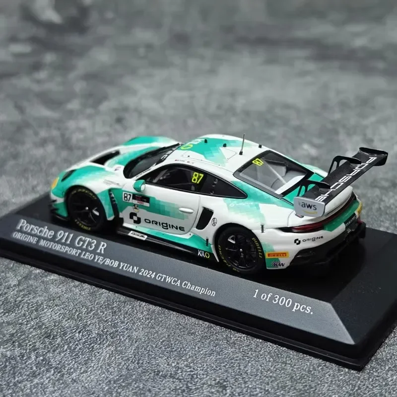 KILOworks-Modèle de voiture en alliage pour garçons, Porsche 911GT3R, Force Racing Team 1/18, Simulation Room Display, Car Collection Gift, 1/43