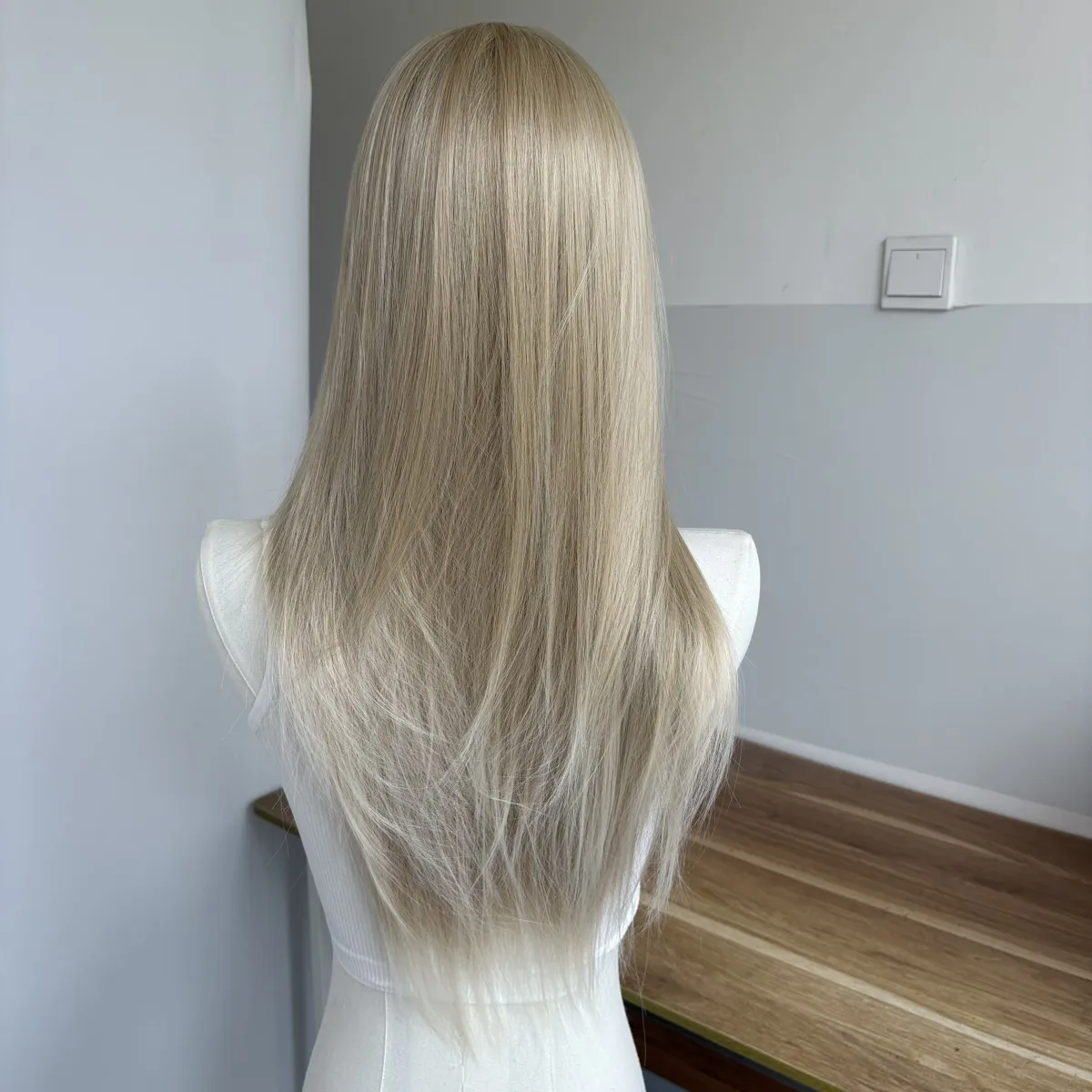 شعر مستعار طويل مستقيم للحفلات التنكرية مع غرة شعر أشقر مختلط مقاوم للحرارة #3