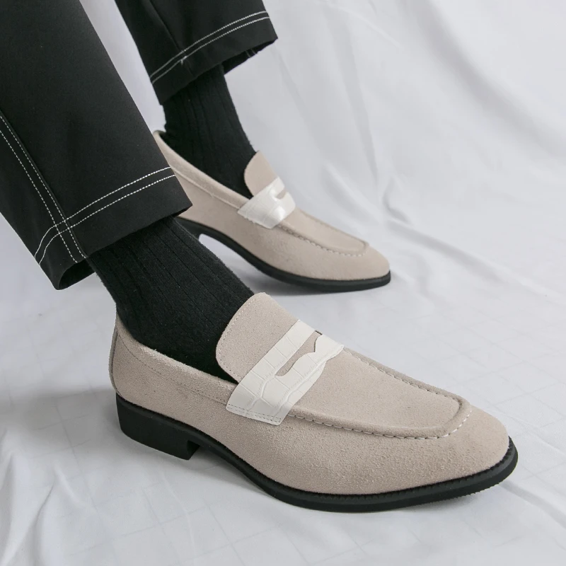 

Новые повседневные мужские лоферы. Удобный минималистичный стиль. Повседневная работа. Вечеринка для отдыха. Большие размеры. Мода на открытом воздухе. Уличные слипоны-46.