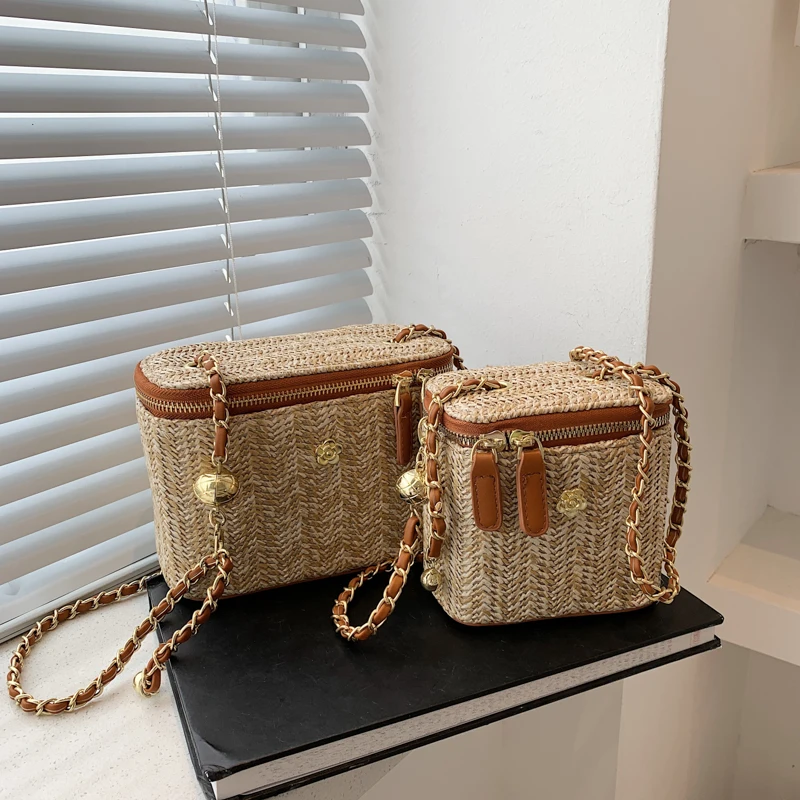 Vintage Box Shape Straw Bags for Women Summer Beach Chain Shoulder Bags Versatile Fashion Casual Shopping Crossbody Packs