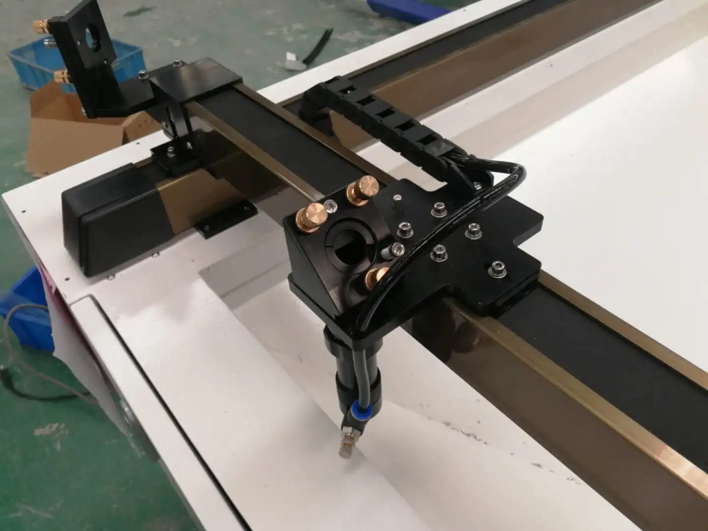 

Factory Price Co2 Laser Machine 1390 1610 1325 Size Laser Non-metal Cutting Machine For Business