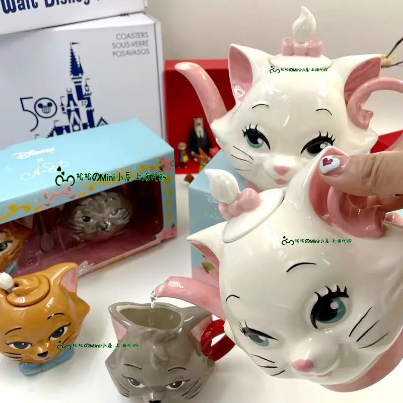 Disney cute Cartoon white Marie Cat Straight drink cup Minnie Goofy Ceramic Cups Milk Handle Coffee Mug