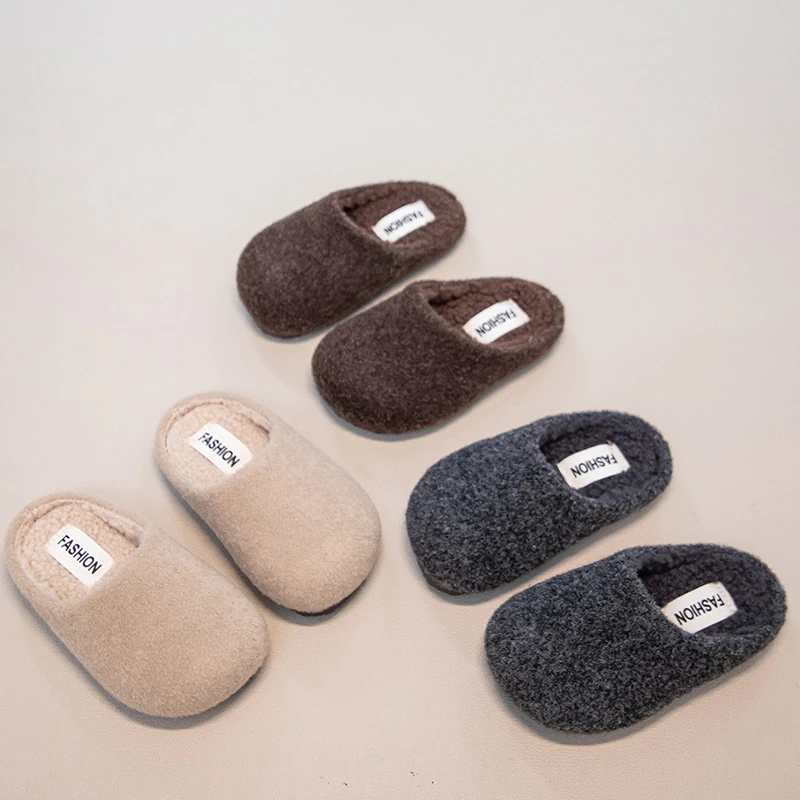 

Зимние нечеткие тапочки для маленьких девочек, новинка 2023 года, детская теплая плюшевая обувь, нескользящая простая грязеотталкивающая детская уличная повседневная одежда, возраст 3-8 лет