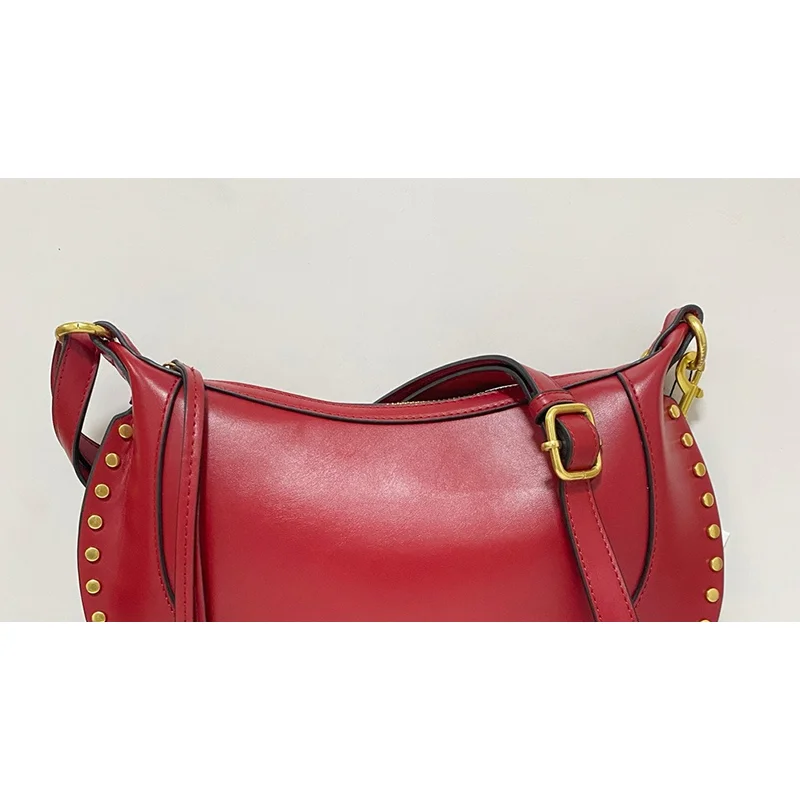 

New Fashion 2026 Women's Shoulder Bag - Retro Black PU Rivet Bag Women's Shoulder Bag