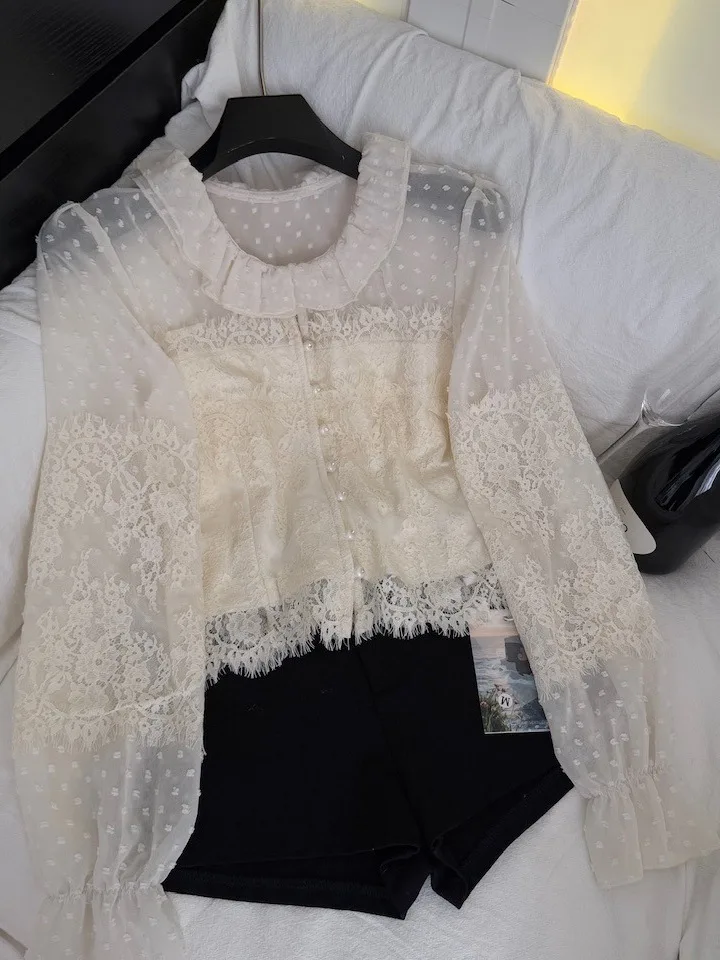 優しい風合いのヘビーウェイトレトロポルカドットレーストリムブラウス、レディースデザイン、チュールスプライシング、ウエストシェイプ、irtロングスリーブ、ポリ...