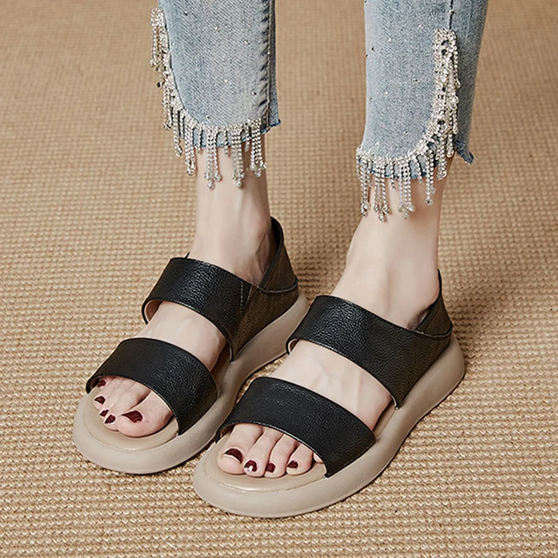 Thick Sole Women\'s Stylish Genuine Leather Sandals Cover Heel Women Sandals Summer Fashion Flat Fish Mouth Beach Sandals Women