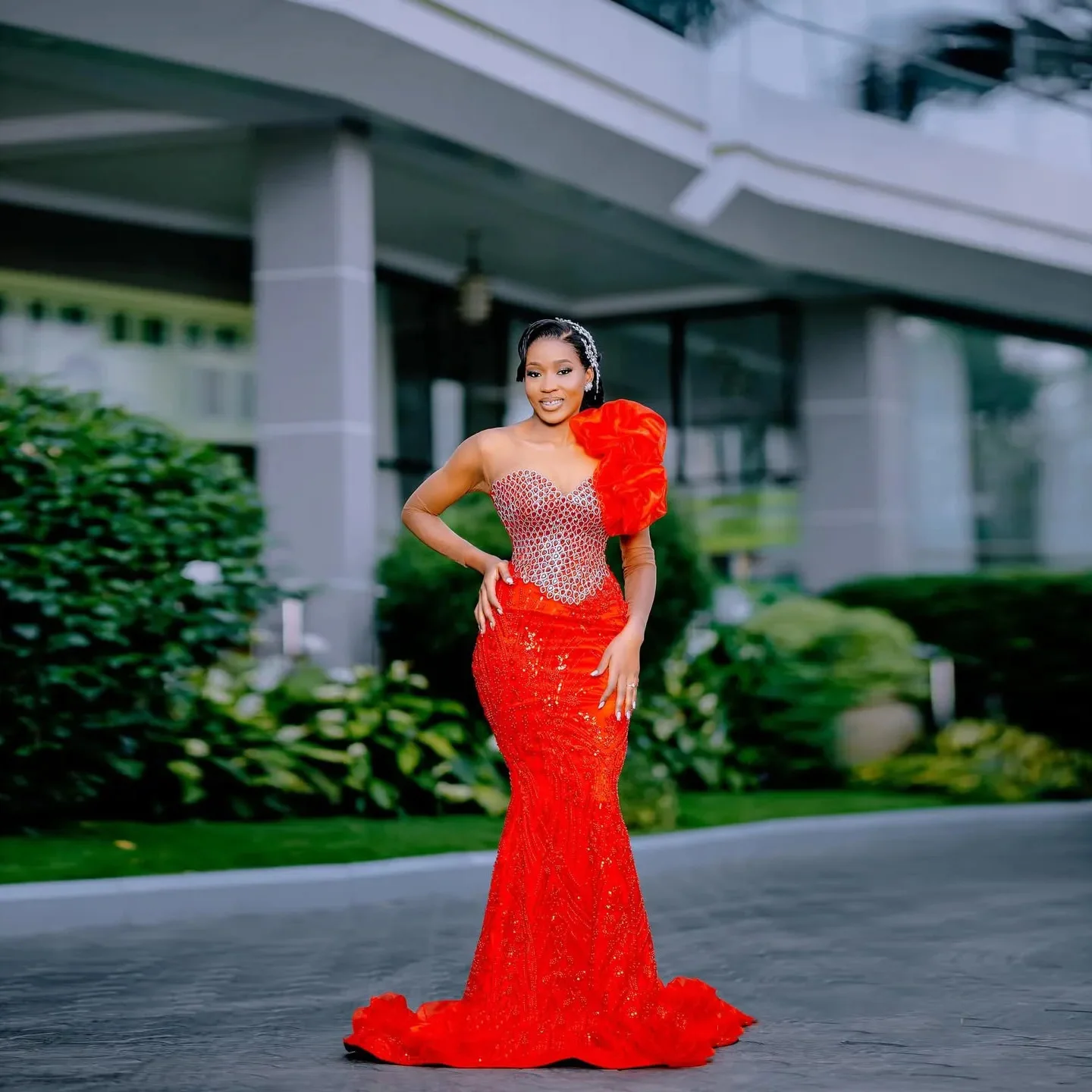 럭셔리 시어 메쉬 비딩 프롬 드레스 머메이드 크리스탈 파티 드레스 스팽글 아플리케 이브닝 드레스 롱 슬리브 오간자 러플