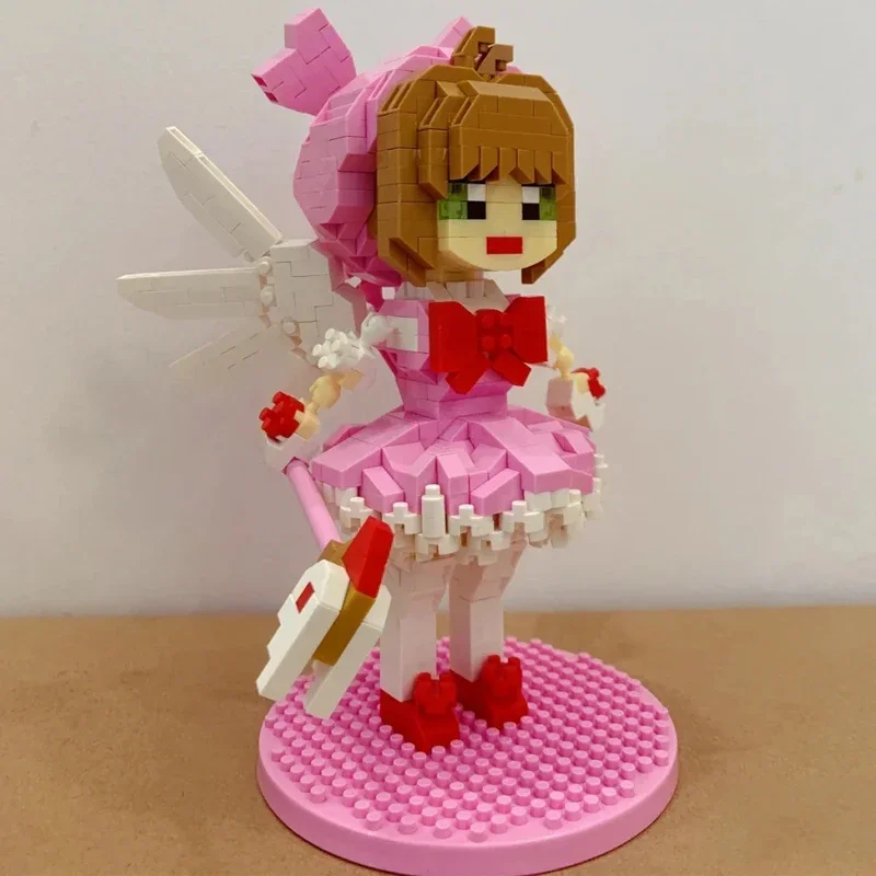 LOZ 9795 Anime carte Captor Kinomoto Sakura magique fille baguette poupée bricolage Mini blocs de diamant briques jouet de construction pour les enfants sans boîte
