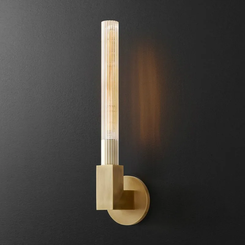 Solid Brass European Postmodern Wall Sconce Minimalist Designer Vanity Light for Bedroom Club Showroom Bedside Wall Decor Lamp