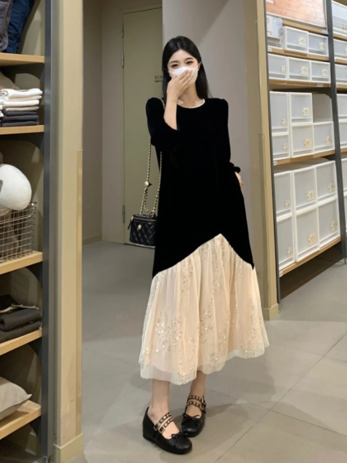 plus Size Hepburn Sle Velvet Dr Women's New 2025 Autumn Ele Little Bla Dr Fat MM Belly Cover Slimming Skirt