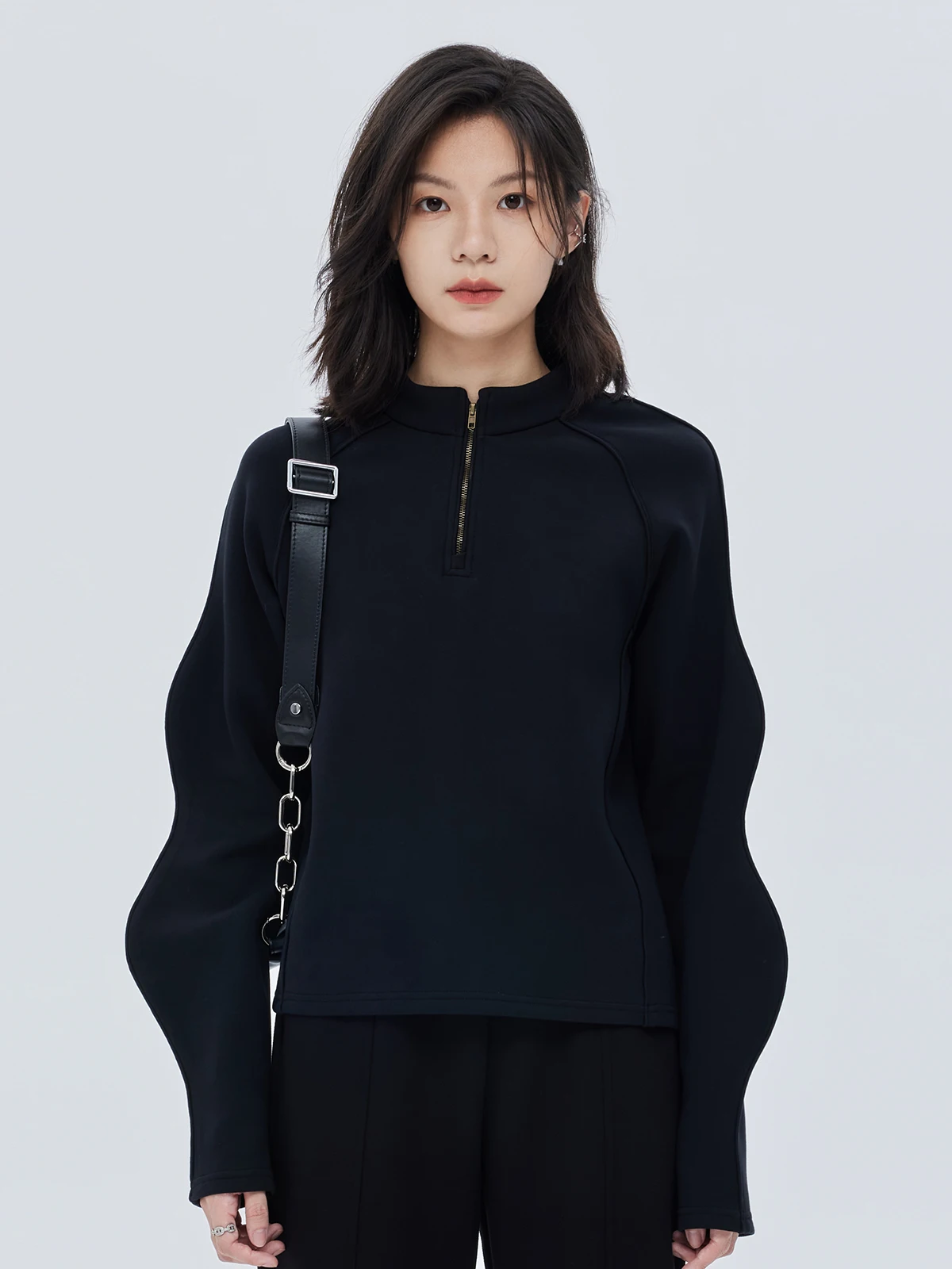 봄과 가을 신상 여성 상의, 웨이브 래글런 소매, 스탠드업 칼라 지퍼, 블랙 라운드 넥 긴팔 스웨트셔츠