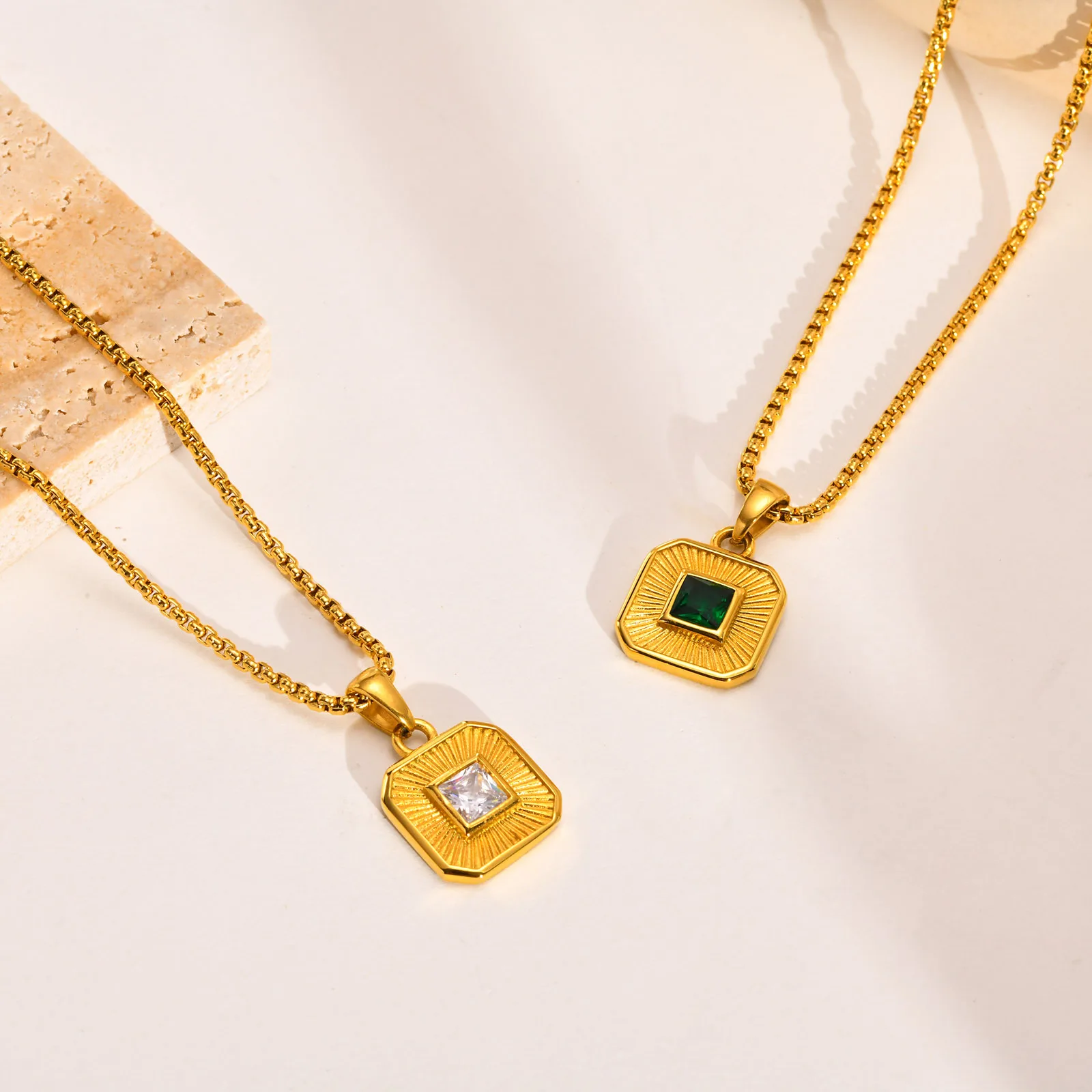 

Stainless Steel Square Zirconia Jewelry Necklace Pendant 18k PVD Gold-plated Waterproof No Fading Accessories Necklace