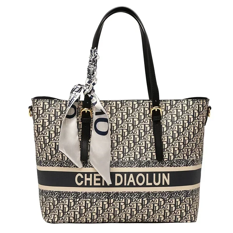 Famous Designer Luxury Brand Embroidery Shoulder Messenger Bags Large Capacity Casual Totes High Quality Women Purse and Handbag