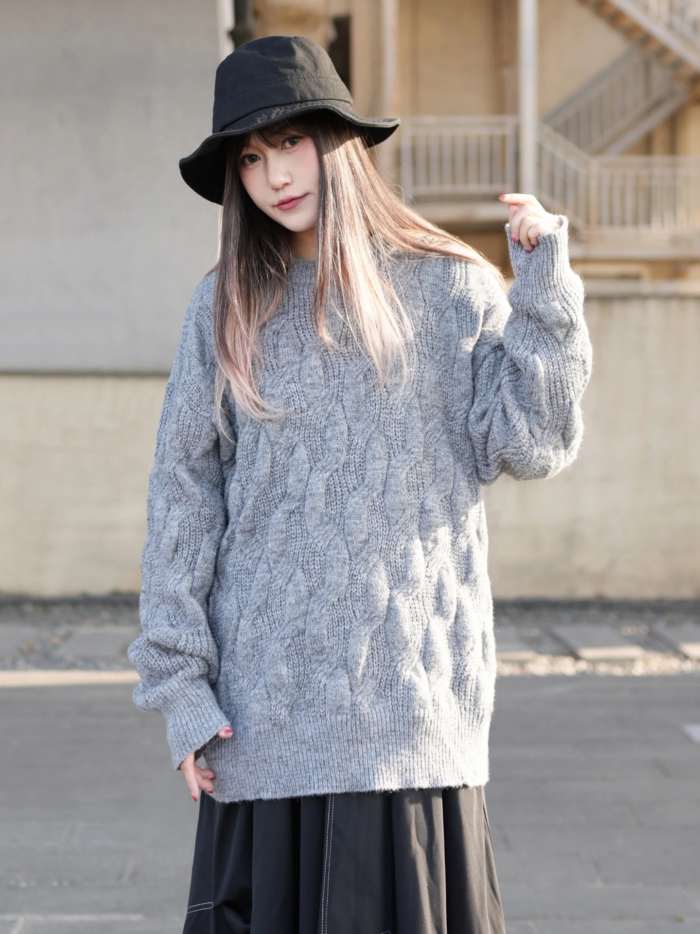 

Женский вязаный свитер оверсайз с круглым вырезом, тонкий, весенне-осенний, удобный, свободный, повседневный, с длинными рукавами