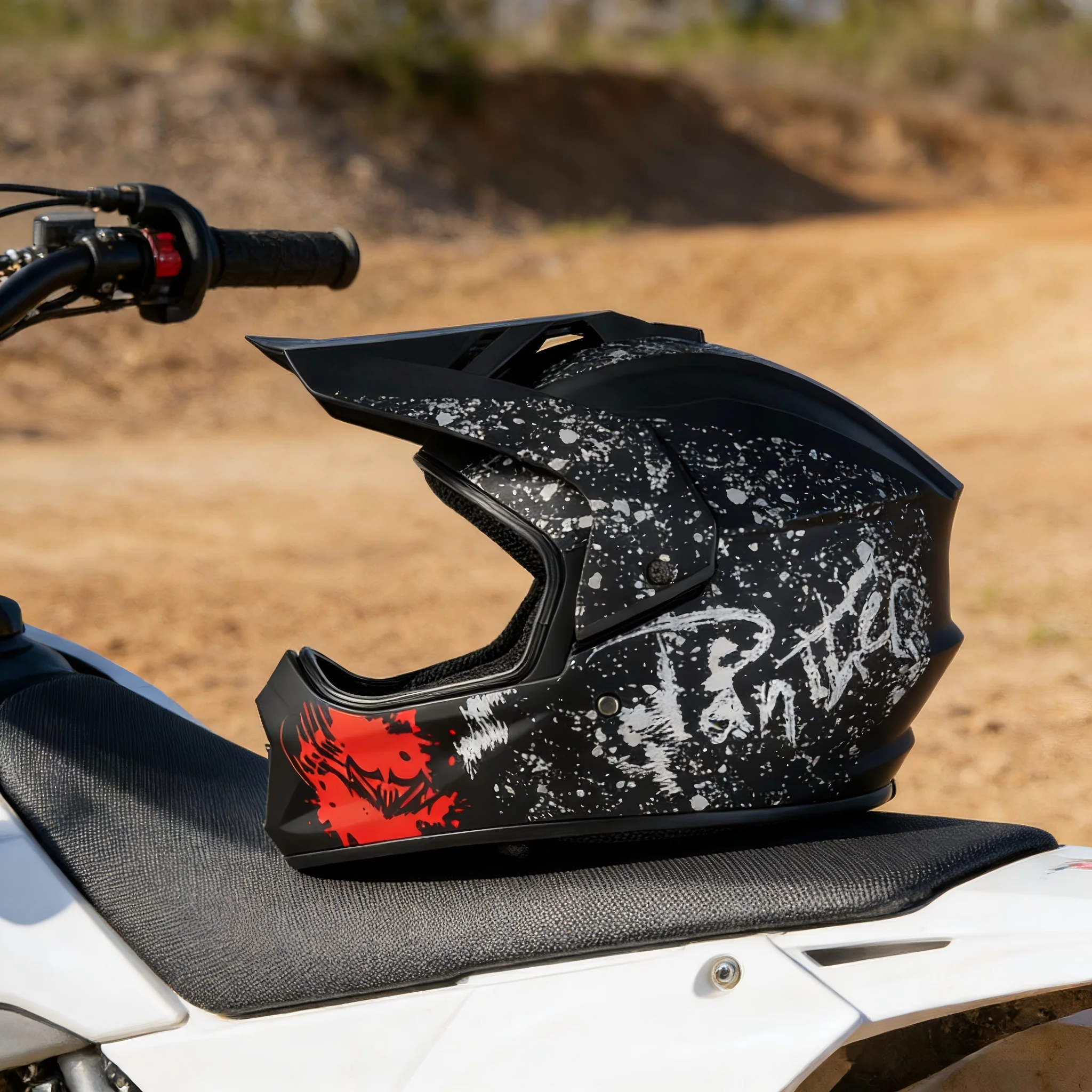 

VGV L03 Off road motorcycle helmet full face cover helmet, street riding safety helmet for both men and women