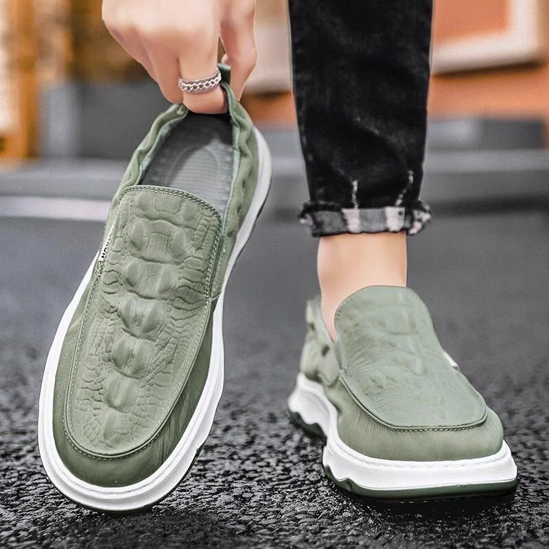 

Old Beijing Men's Canvas Shoes Breathable Ice Silk Slip-On Casual Shoes Lightweight Comfortable for Summer Sports And Leisure