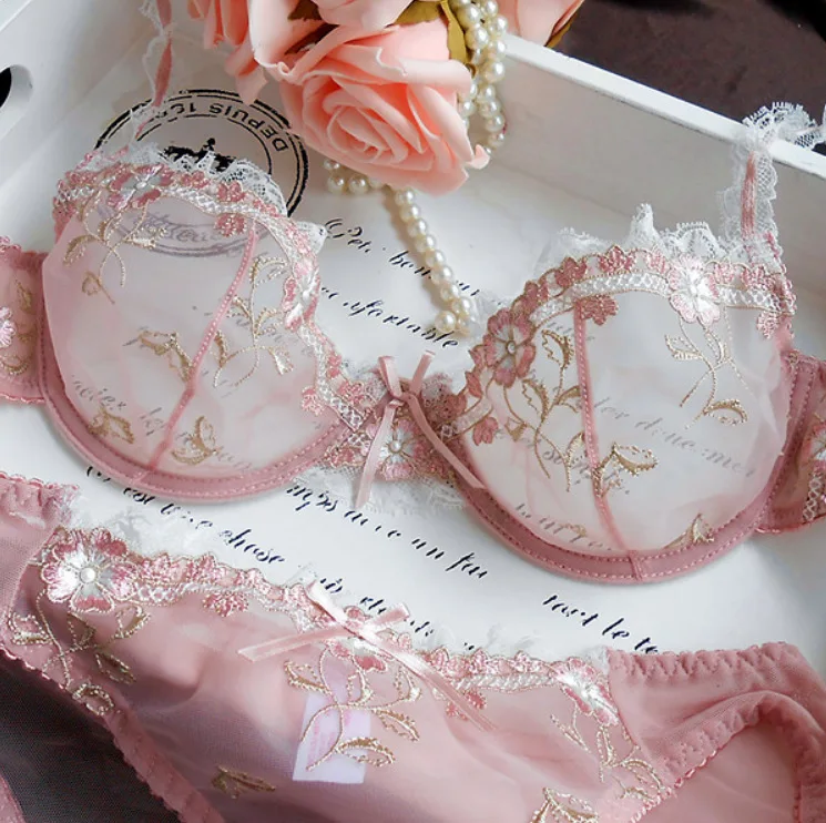 

Luxury French Pure Desire White Lace Thin Sexy Gauze Underwear Set Embroidery Girl Push-up Bra Big Size Big Breasts Small