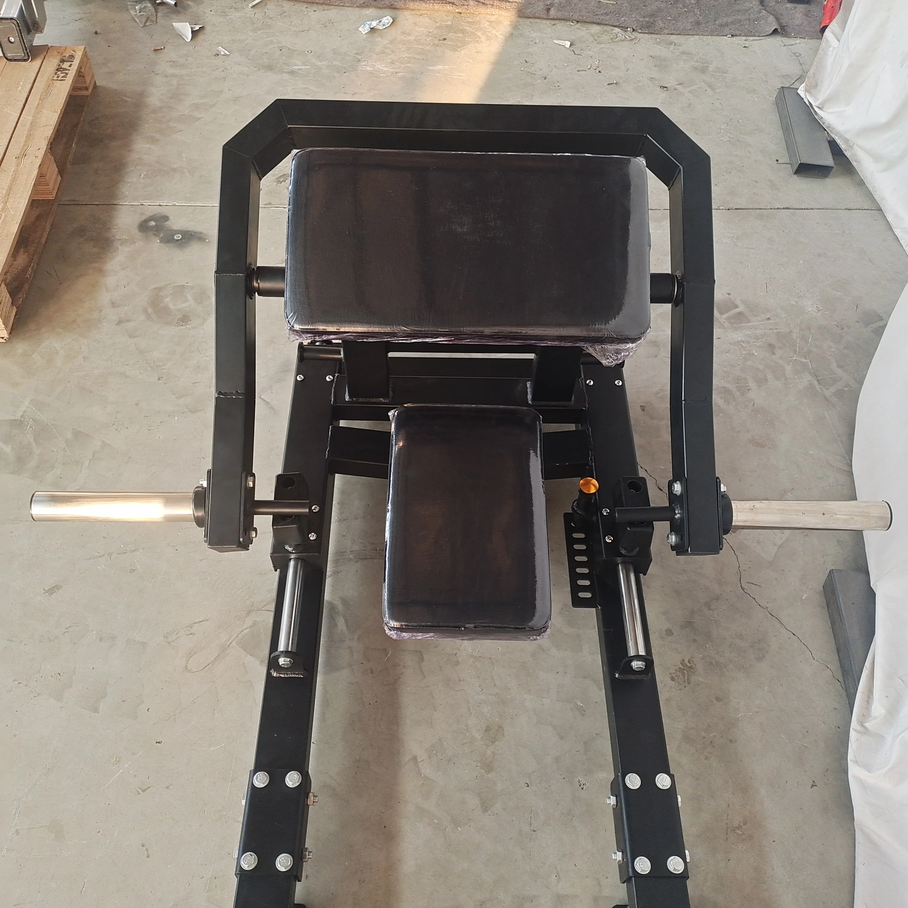 ホームジム用フィットネスマシン 業務用ジム機器 プレートロー - Home Gym Hip Thrust Machine のレビューと価格
