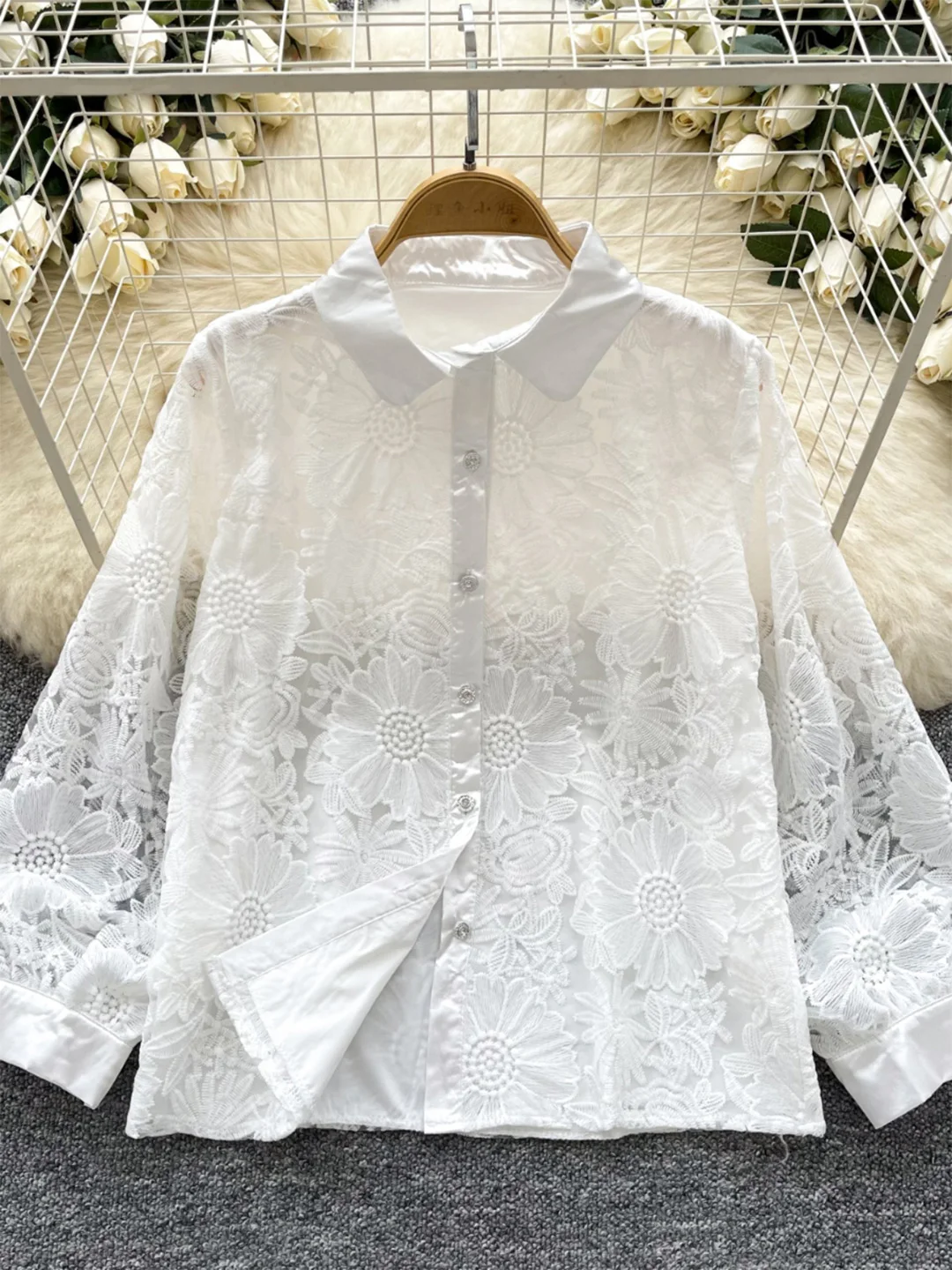 

Chrysler осенняя одежда для женщин, винтажная рубашка в стиле бохо с цветочной вышивкой, воротник с лацканами на пуговицах, элегантные рубашки, топ с длинными рукавами