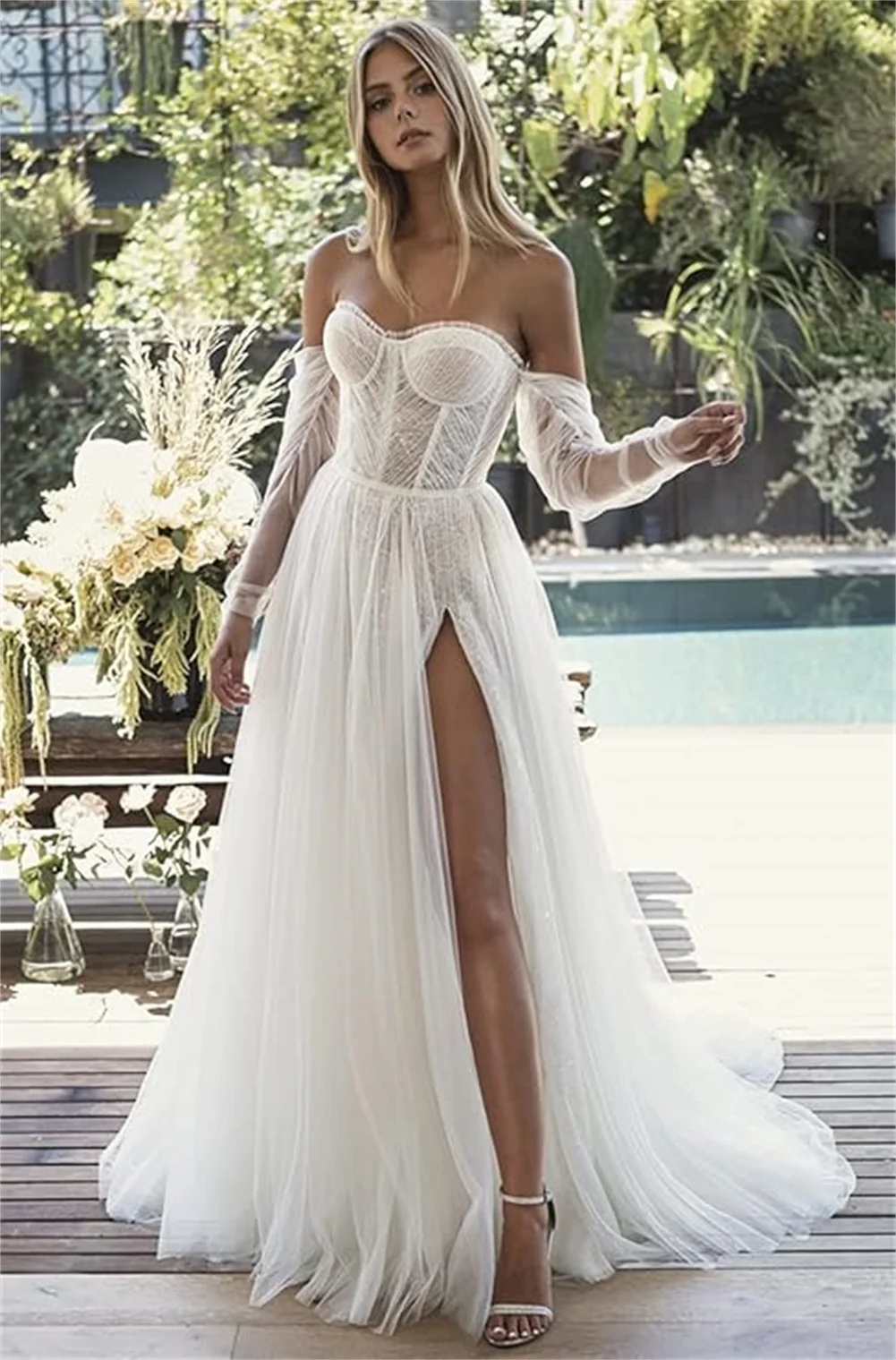 

Customized Women's Strapless Side High Slit Wedding Dress Sweetheart Tulle Bridal Welcome Guest Detachable Sleeves Bridal Dress