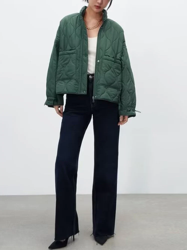 

European and American style winter new women's clothing, fashionable, simple and versatile quilted hooded cotton coat.