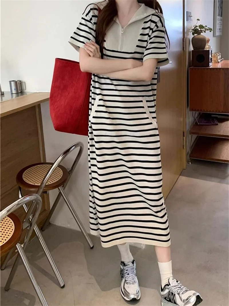 ファッションポロネックストライプ半袖ワンピース 2025 新作 夏 ルーズ Aライン ロングワンピース 韓国風 カジュアル Tシャツワンピース レディース