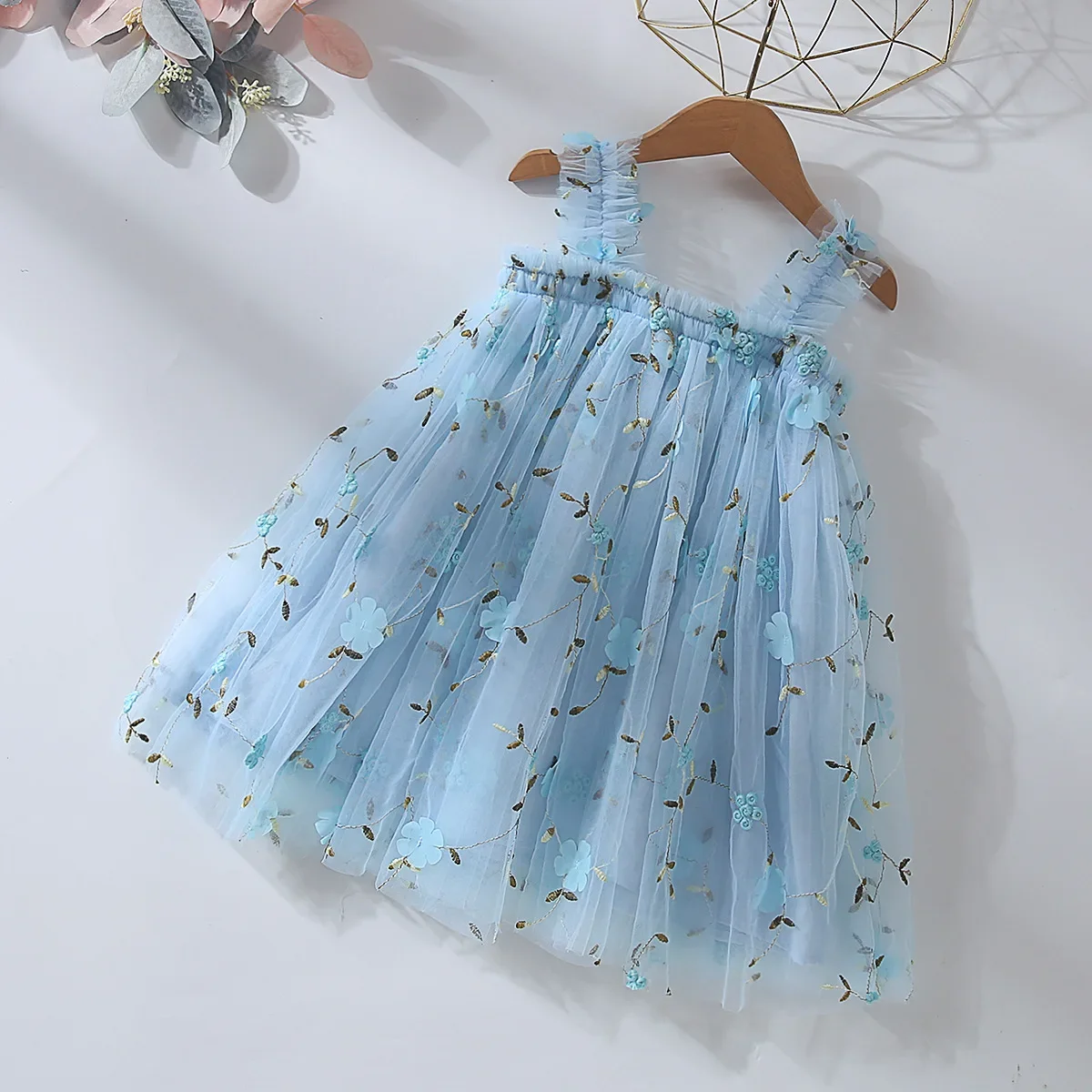 New Summer Kids Girl Dress Sling Sweet Beauty Children's Mesh Embroidered Small Flowers Baby Girls Beach Princess Fluffy Skirt